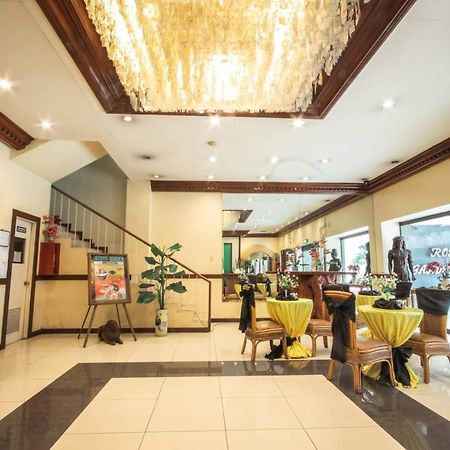 OYO 653 Rosas Garden Hotel Manila Exterior foto
